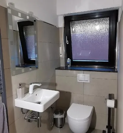 Apartman 3 Koeln-huerth