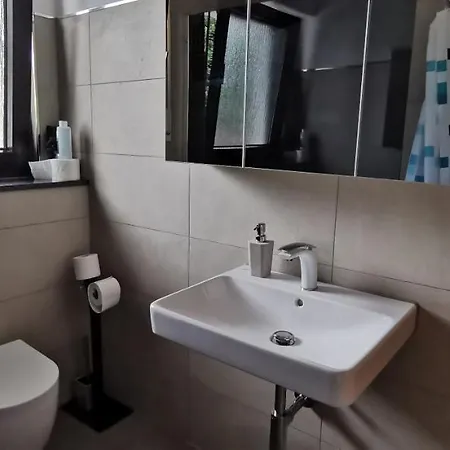 Apartman 3 Koeln-huerth